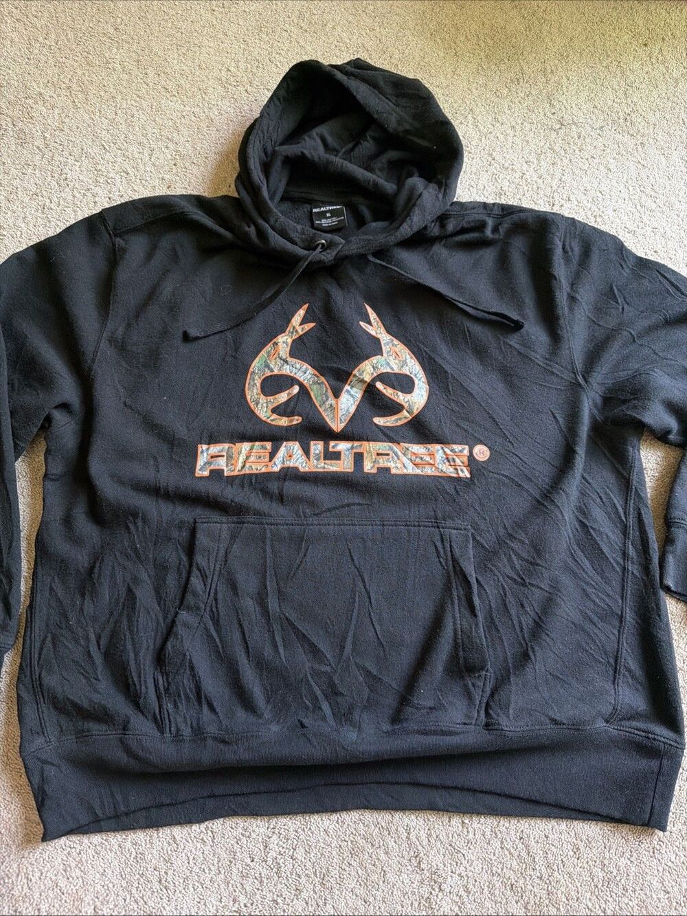 Realtree Men’s Black Pullover Hoodie Camo Logo Fleece 60/40 Blend/Size XL